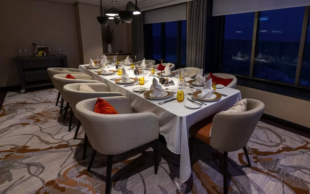 Swan Hellenic SH Vega SH Minerva Swan Restaurant PRIVATE DINING ROOM 1.jpg
